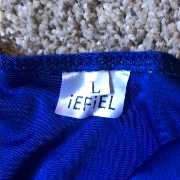 High cut leotard - Picture 3 of 3